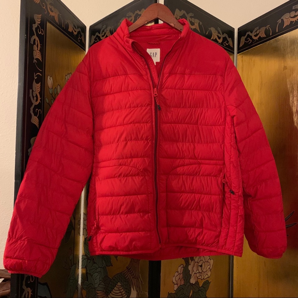 Gap Men’s Red Puffer Jacket